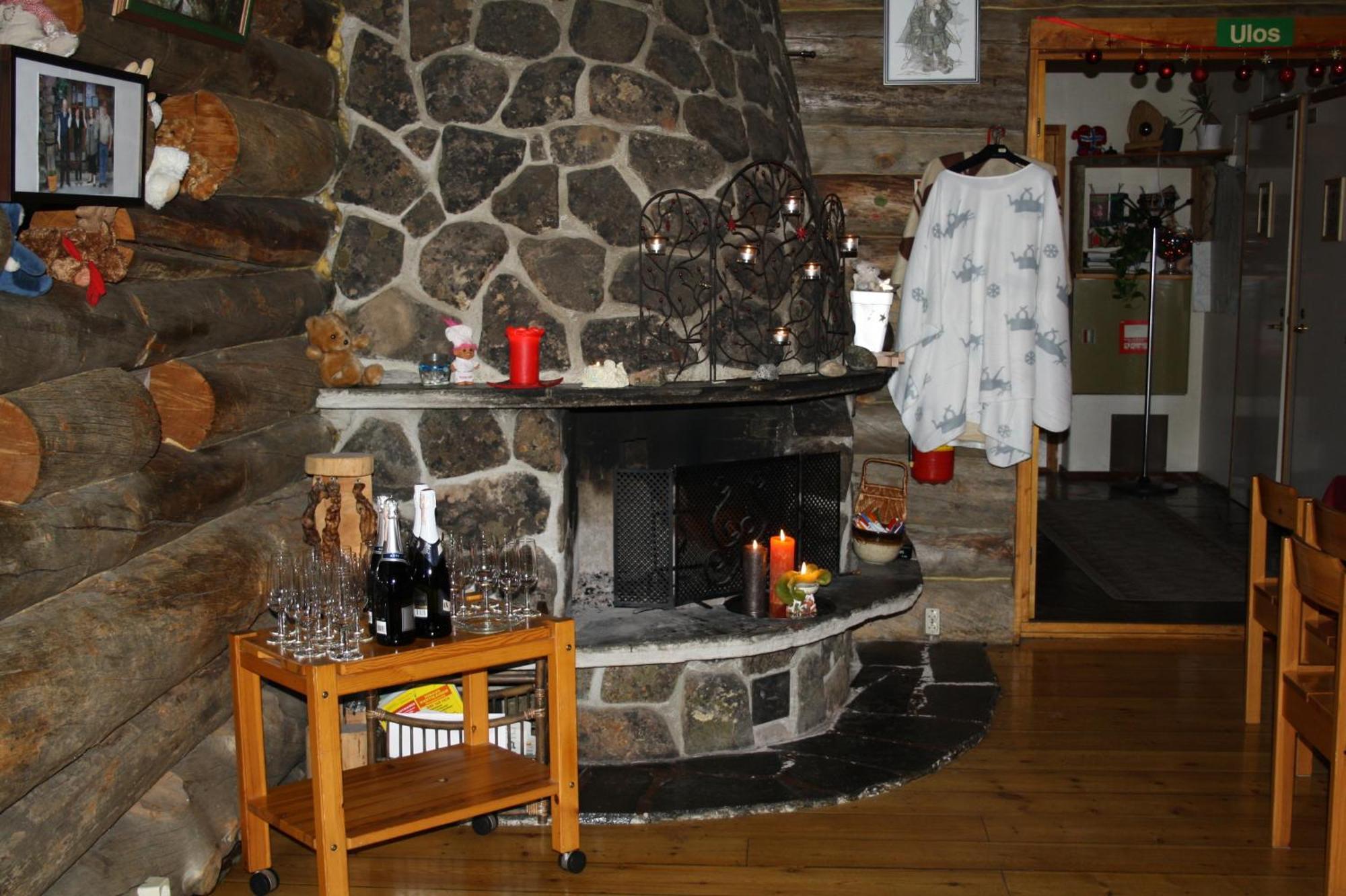 Neljaen Tuulen Tupa Bed and Breakfast Kaamanen Εξωτερικό φωτογραφία